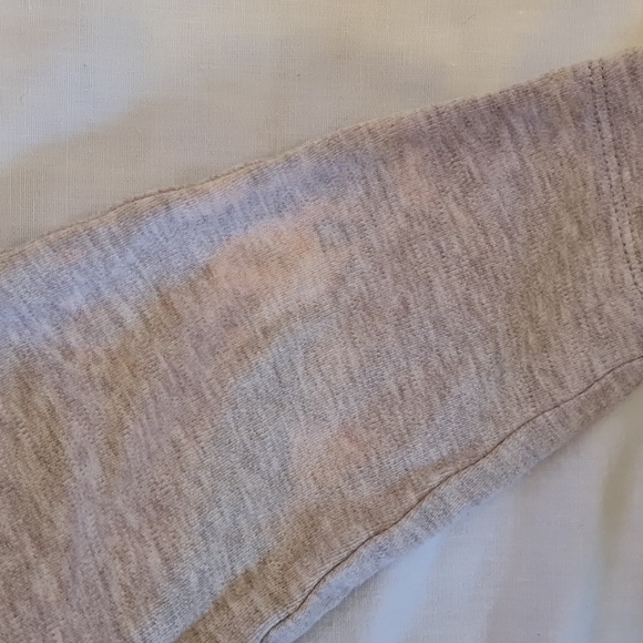 Carter's 2 pair girls ruffle pants Sz 9M, GUC, one grey, one black, so cute 😍 - Picture 3 of 7